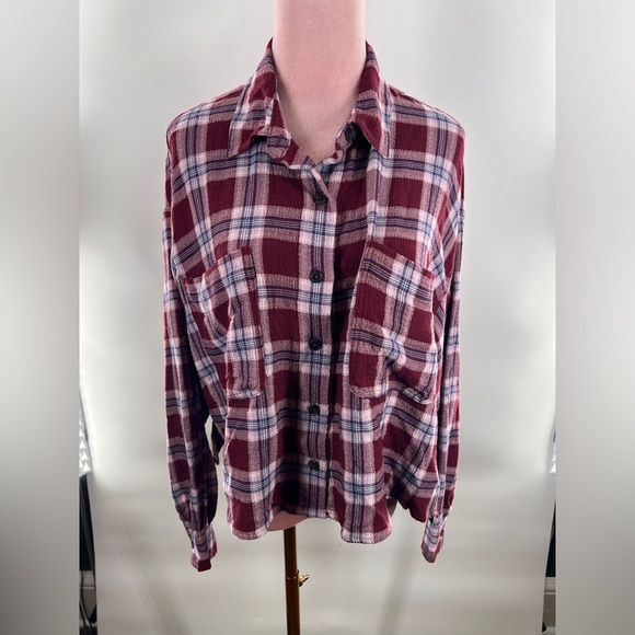 EUC Forever 21 Plaid Button Front Shirt - Picture 7 of 12